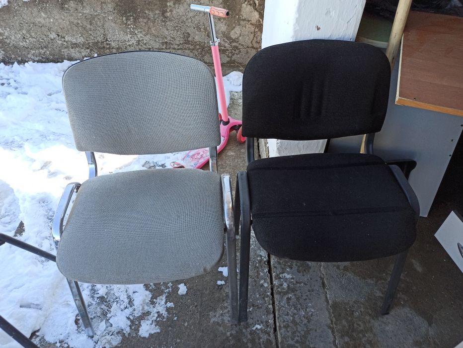 Продается парты и стулья