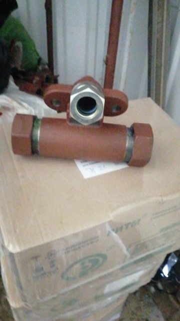 Стальной тройник 4375