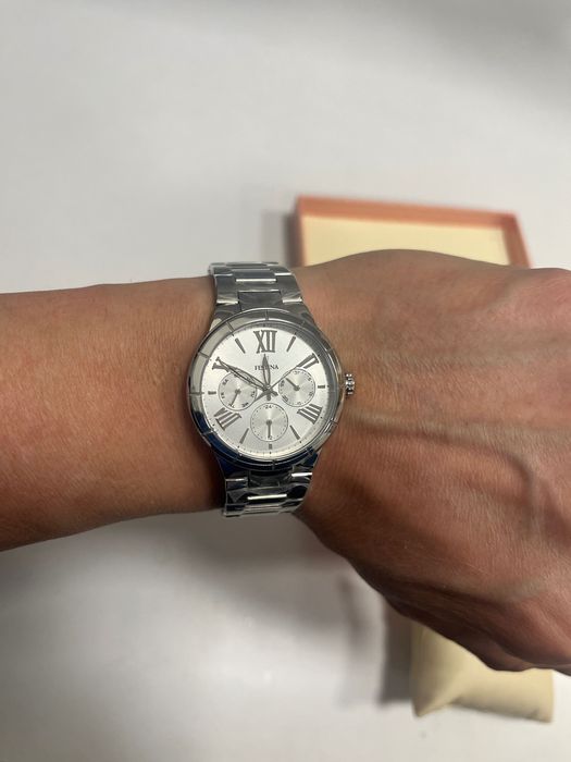 Festina Мултифункционален часовник от неръждаема стомана