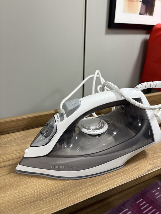 Утюг Philips EasySpeed, керамическая подошва, 2000W