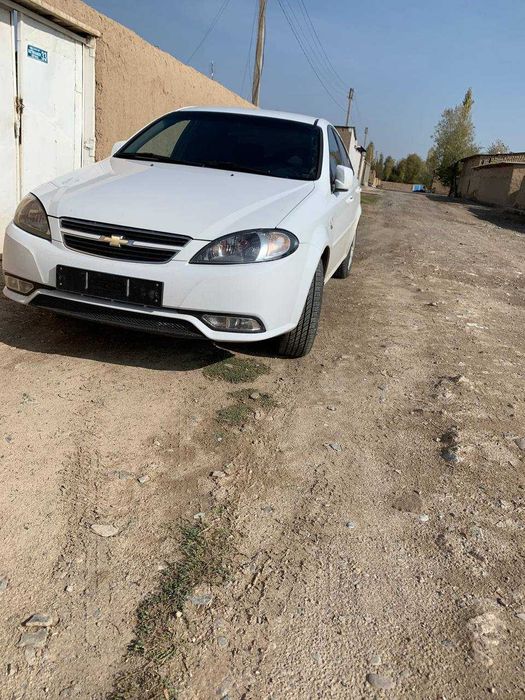 Gentra 2015 1evro 230.000 prabek 8.800,$