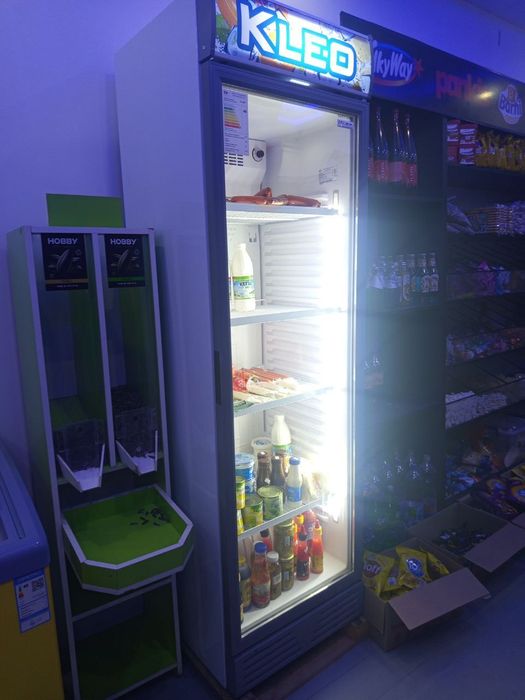 KLEO vitrina holodinnik