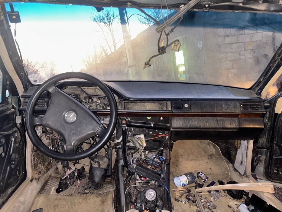 продам 124 мерседес