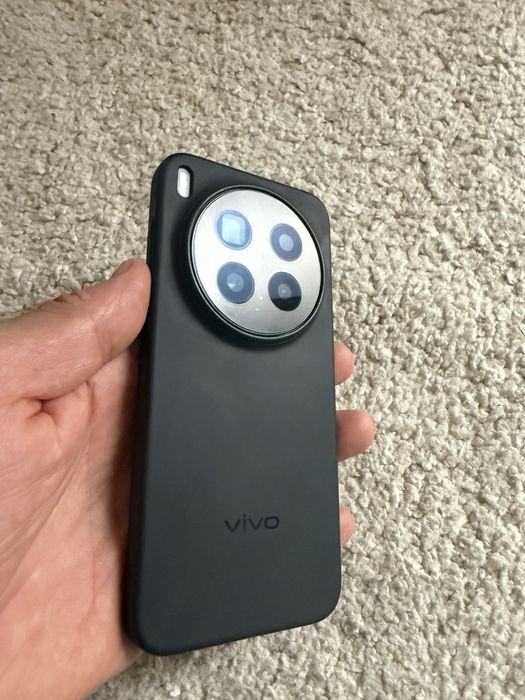 Продам Vivo X300pro