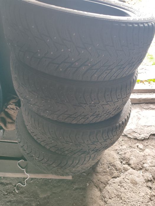 Продам шины зимние