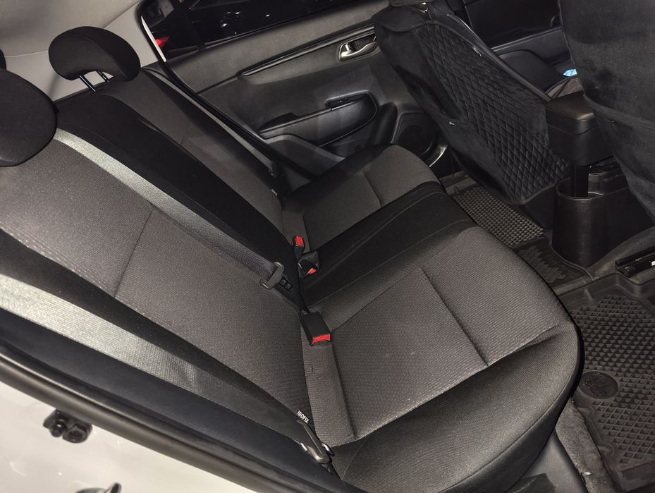 Продам, kia rio x line 2021год