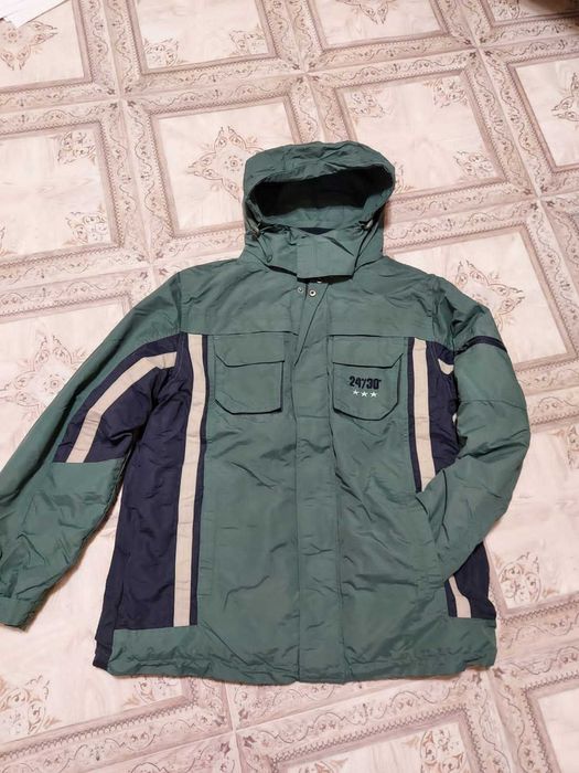 Куртка на съемном подкладе мальчику