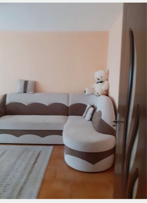 Inchiriez apartament 2 camere decomandat