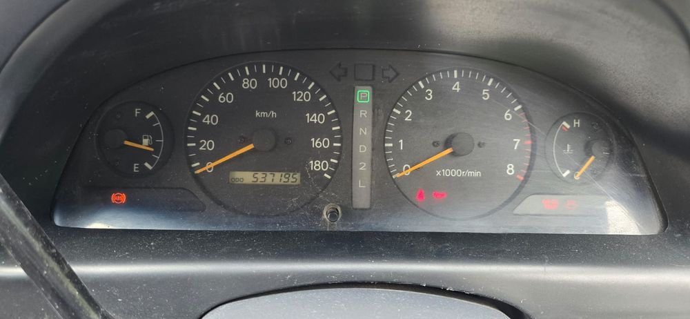 Toyota lpsum 1997