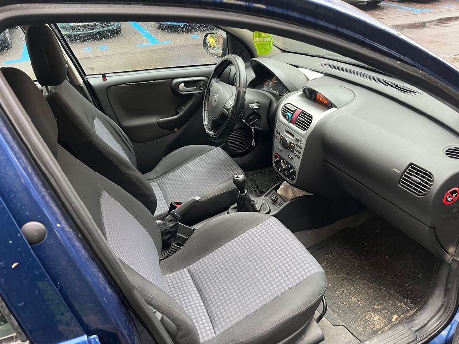 Opel corsa C 1.2 benzina