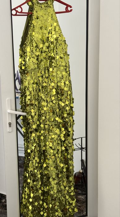 Rochie verde cu paiete