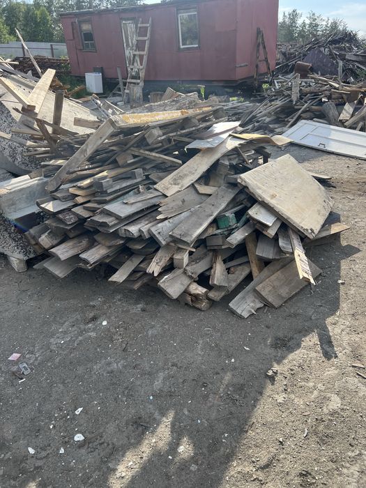 Дрова даром район аэропорта сухие