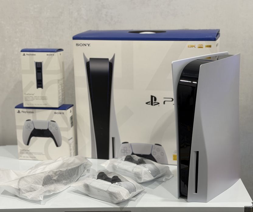 Продам Playstation 5, в идеальном состоянии