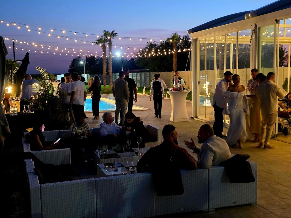 Vila petrecere cu piscina Majorate Eveniment Private Petreceri