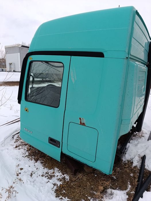 Продам кабину Мерседес Актрос