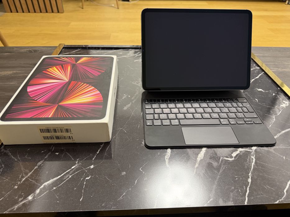 iPad Pro 11" M1 128GB + Magic Keyboard + Pencil 2 - Stare 10/10