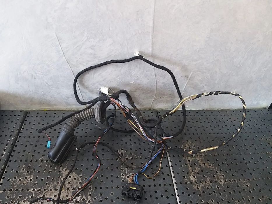 Cablaj instalatie electrica usa dreapta fata mini cooper f55 f56 680951001