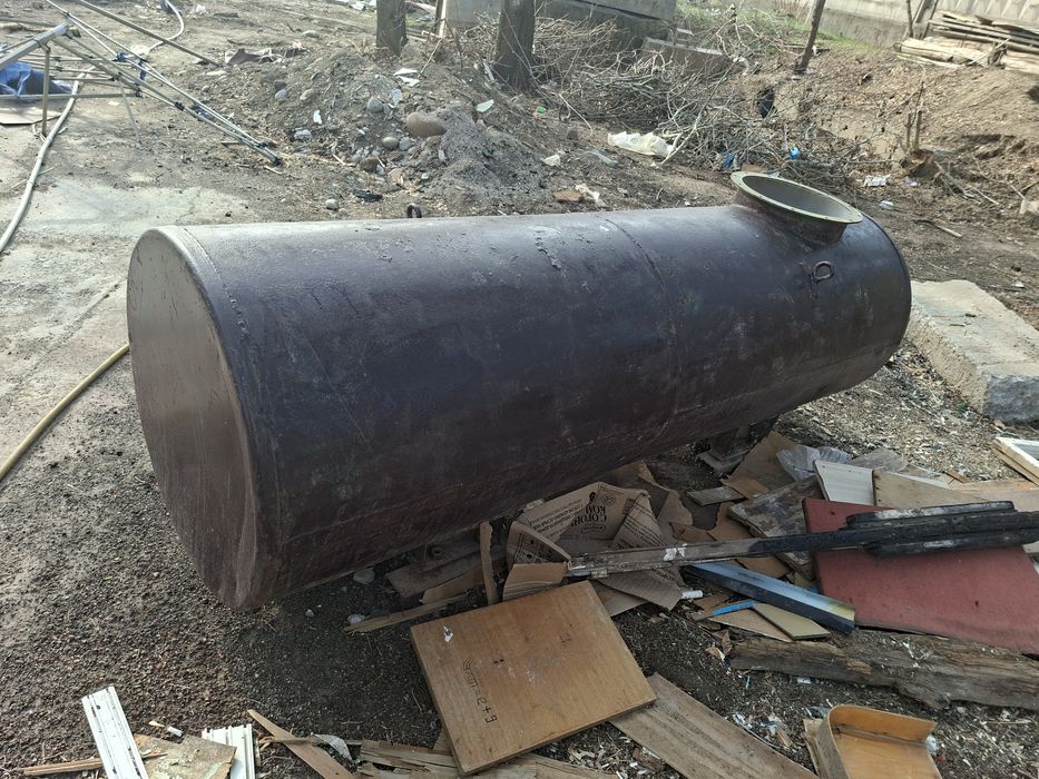 Ёмкость от гсм ..