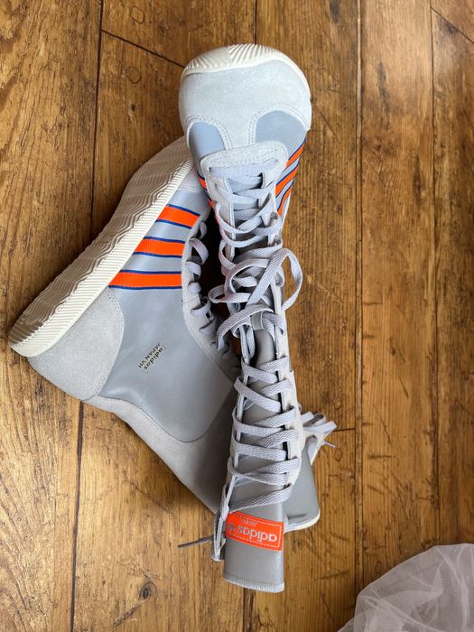 Кроссовки высокие adidas