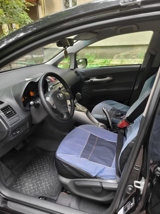 Продам Toyota auris