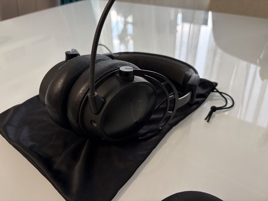Casti gaming HyperX Cloud Alpha S, USB/jack 3,5mm, surround 7.1 virtual, drivere 50mm Dual Chamber, bass 3 niveluri