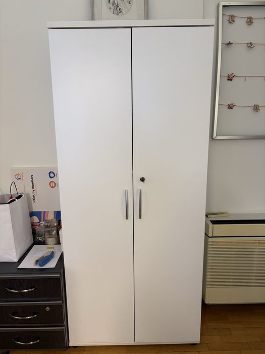 Dulap alb cu doua usi