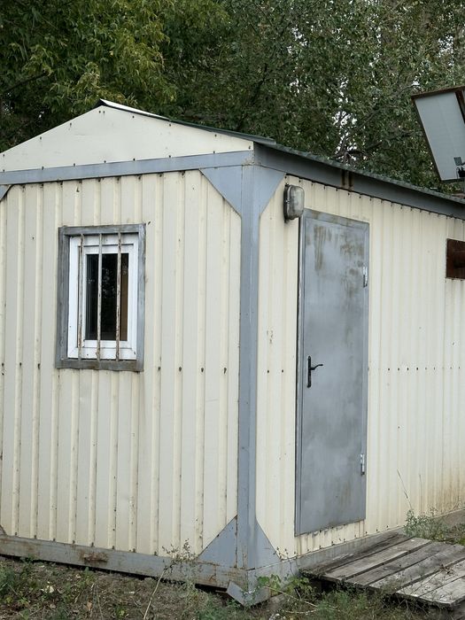 Контейнер жилой  на салазках