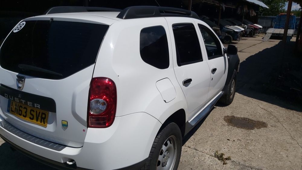 Dezmembrez/piese/Dezmembrari dacia duster 1,6 16v euro 5