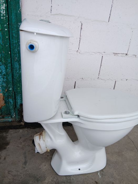 Унитаз, б/у Продам срочно