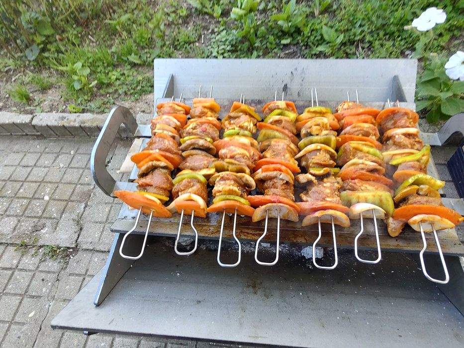 Вечно барбекю, напълно разглобяемо