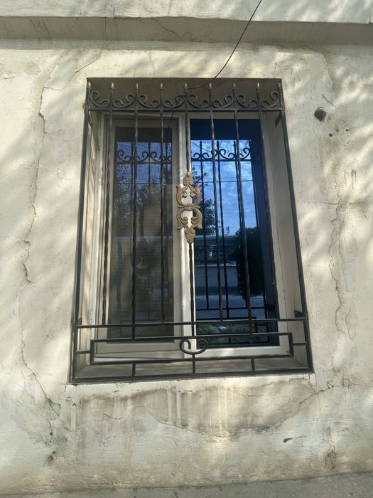 Решетка сотилади