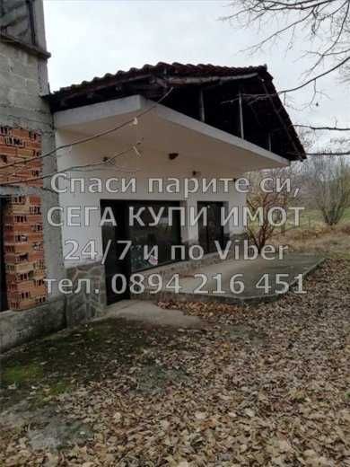 Продава се Заведение в с. Песнопой, Област Пловдив - 5100 кв.м за 21 €/кв.м - Снимка #1