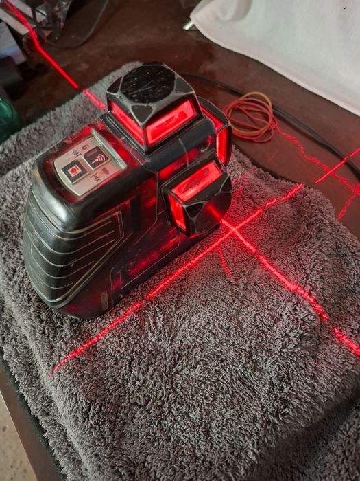 Bosch boch lazerni orginal Uroven