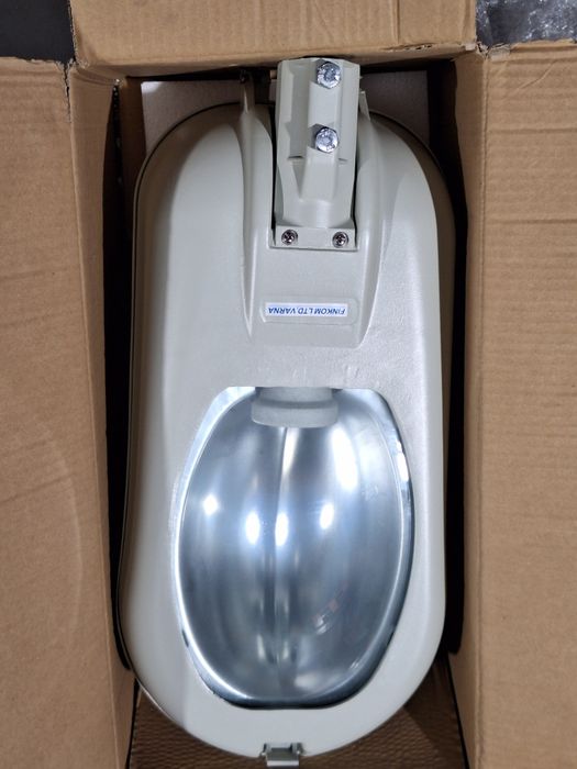 Промишлен осветител