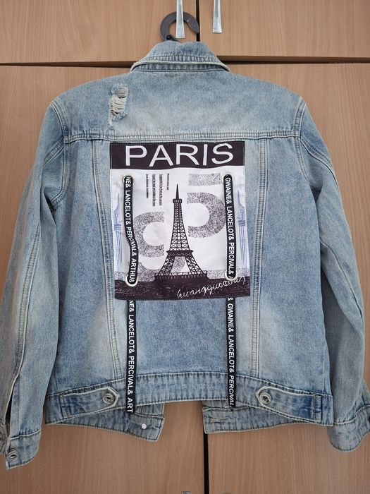 Продам джинсовые куртки.