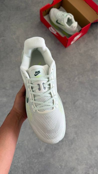 Nike Vomero Premium
