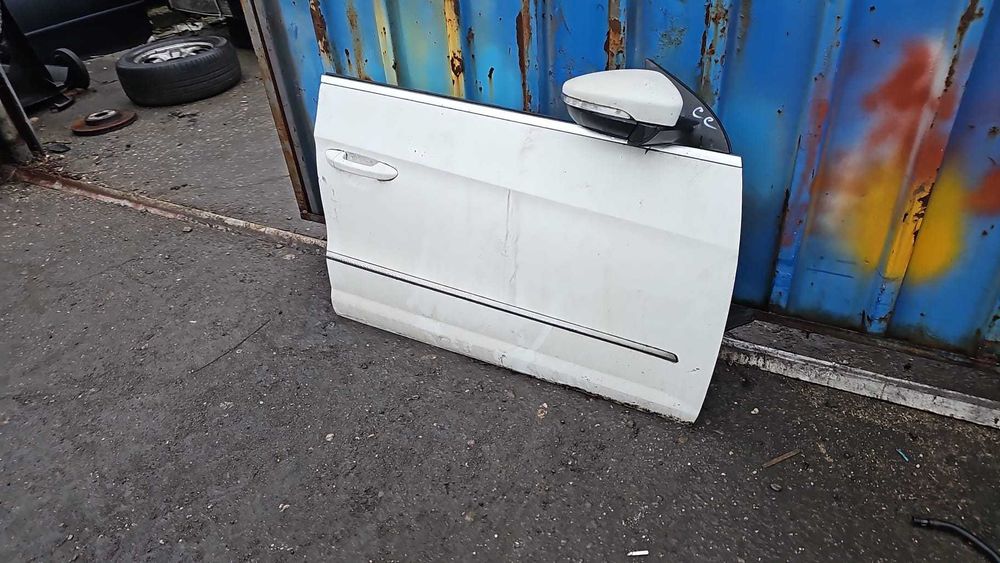 Usa dreapta fata/spate Volkswagen Passat Cc an 2010