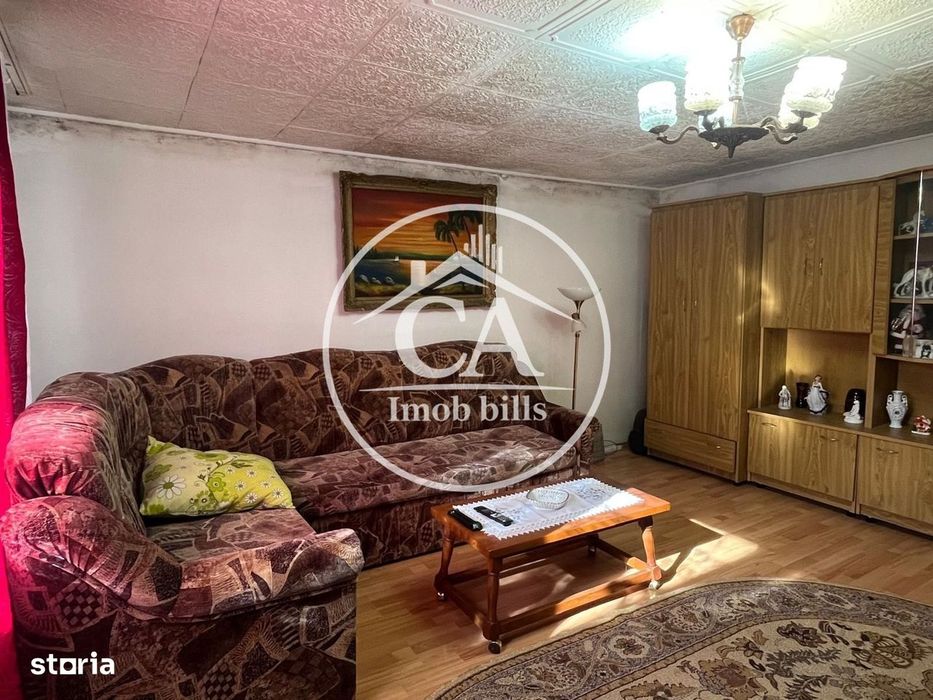Casă de vânzare cu 5 camere în Cihei, Bihor