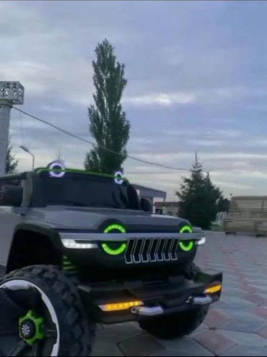 Детский электромобиль