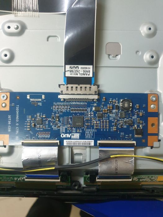 Телевизор Samsung UE32 F 5000KA на части