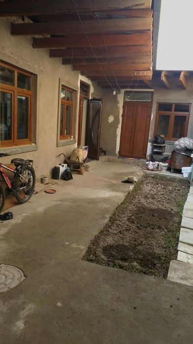Продаётся или обмен участка на коратош Самарканд Дарвоза uchastka hovl