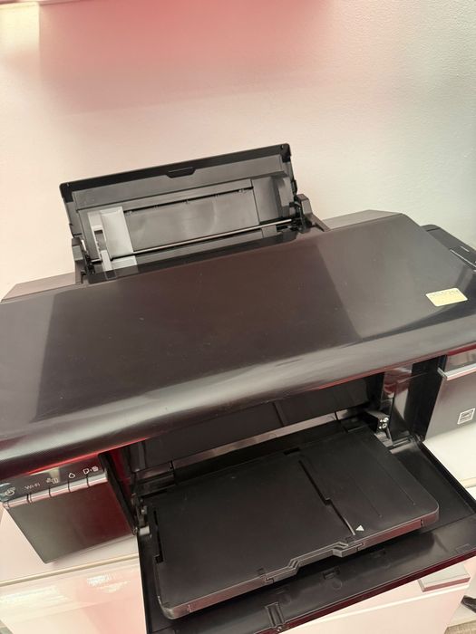Vând imprimantă Epson L805