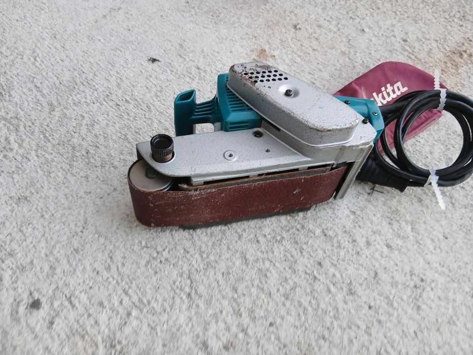 Лентов шлайф Makita 850вата