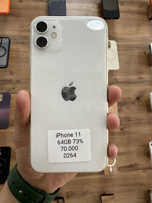 iPhone 11