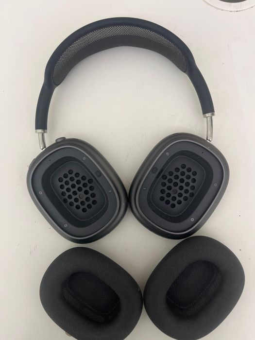 Airpods max продается срочно