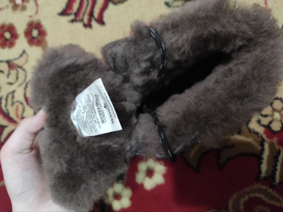 Продам зимние ботинки