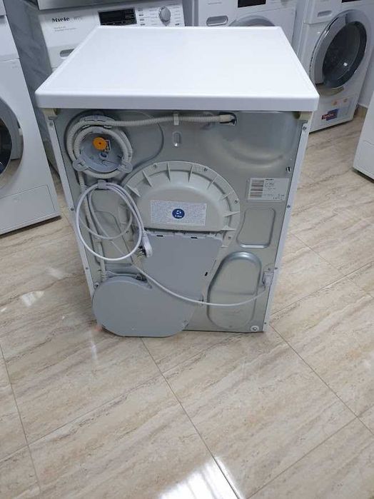 UK Miele T1 Сушилня с Термопомпа Миеле 12м Гаранция