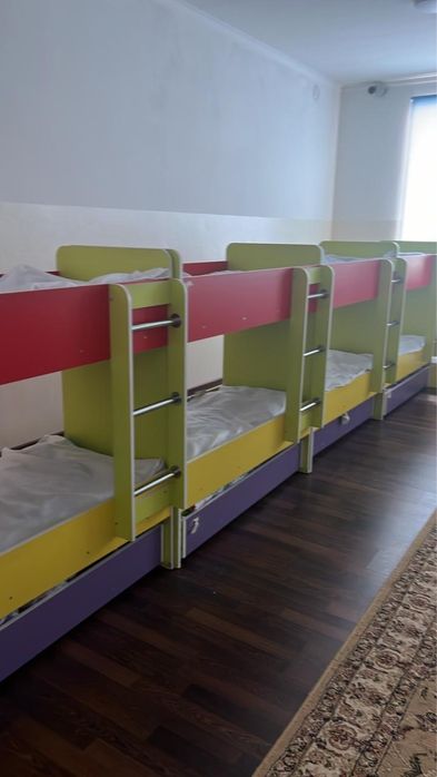 Трёхярусные кровати