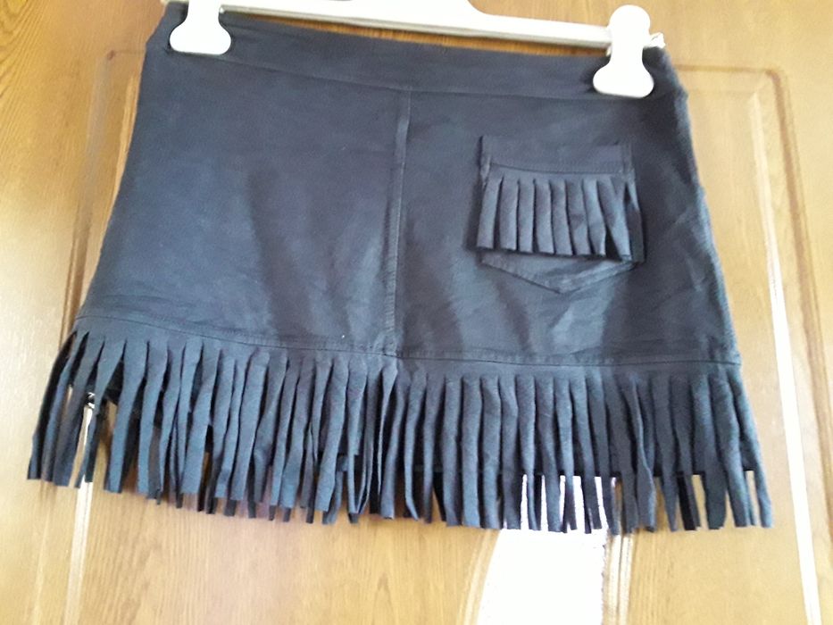 Vând Fustă Damă Scurta Mărimea S-M Nouă Italia
