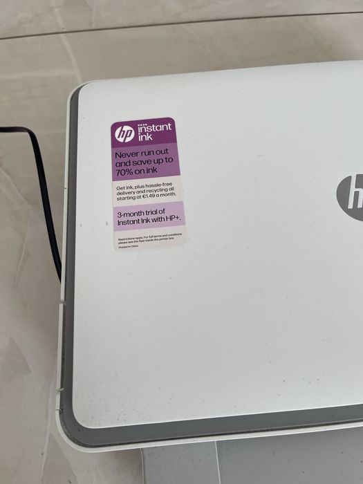 Imprimanta Hp noua cu cartuse